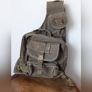 Rainforest Cafe Olive Color One Shoulder Tactical Bag